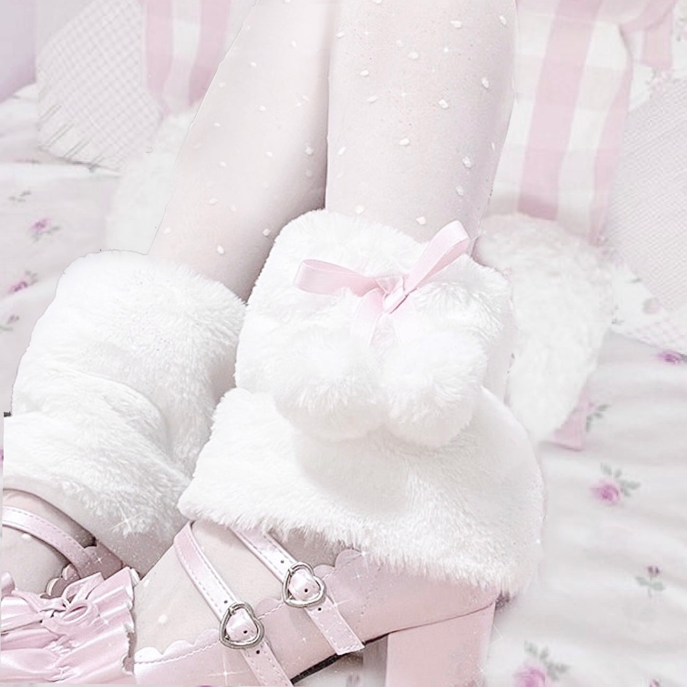 ♡ Snow bunny ankle warmers ♡